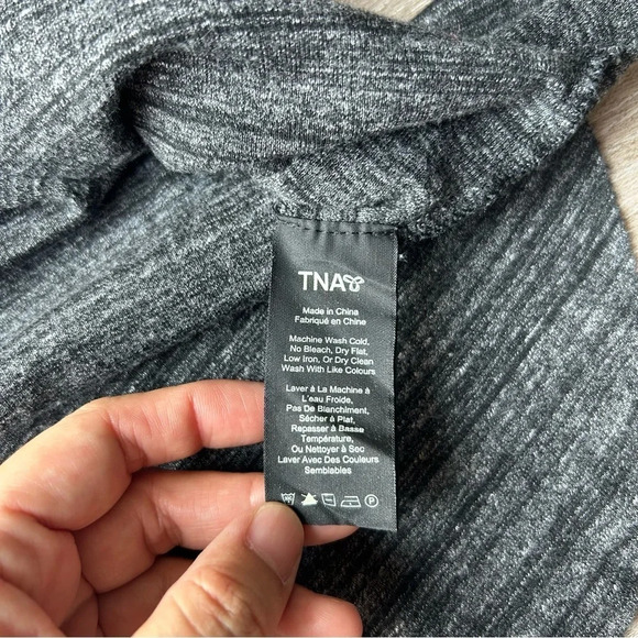 Aritzia TNA Alder Top Marled Dark Grey Raglan Long Sleeve - Picture 8 of 13
